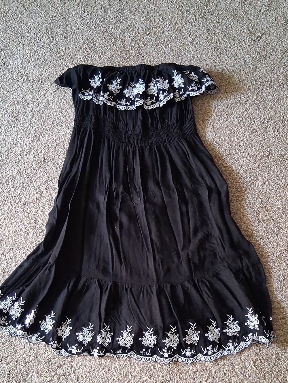Raviya Black Elastic-Waist Dress